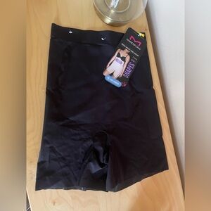 Maidenform Bundle of 2